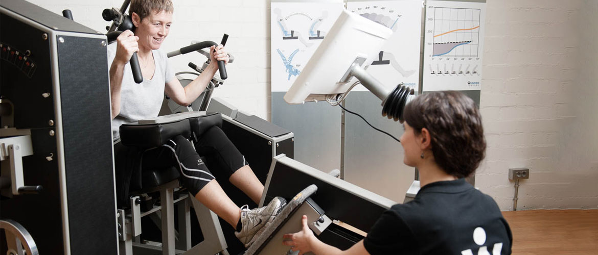 La máquina de terapia médica lumbar: MedX  Medical Lumbar Extension