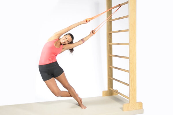 Estiramientos con el equipo Multi de Five Konzept