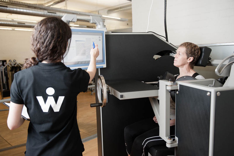 WT_Fortalecimiento-muscular-medico-contra-dolor-espalda-03